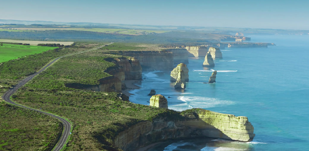 10 Amazing Skydiving Spots in Australia & New Zealand