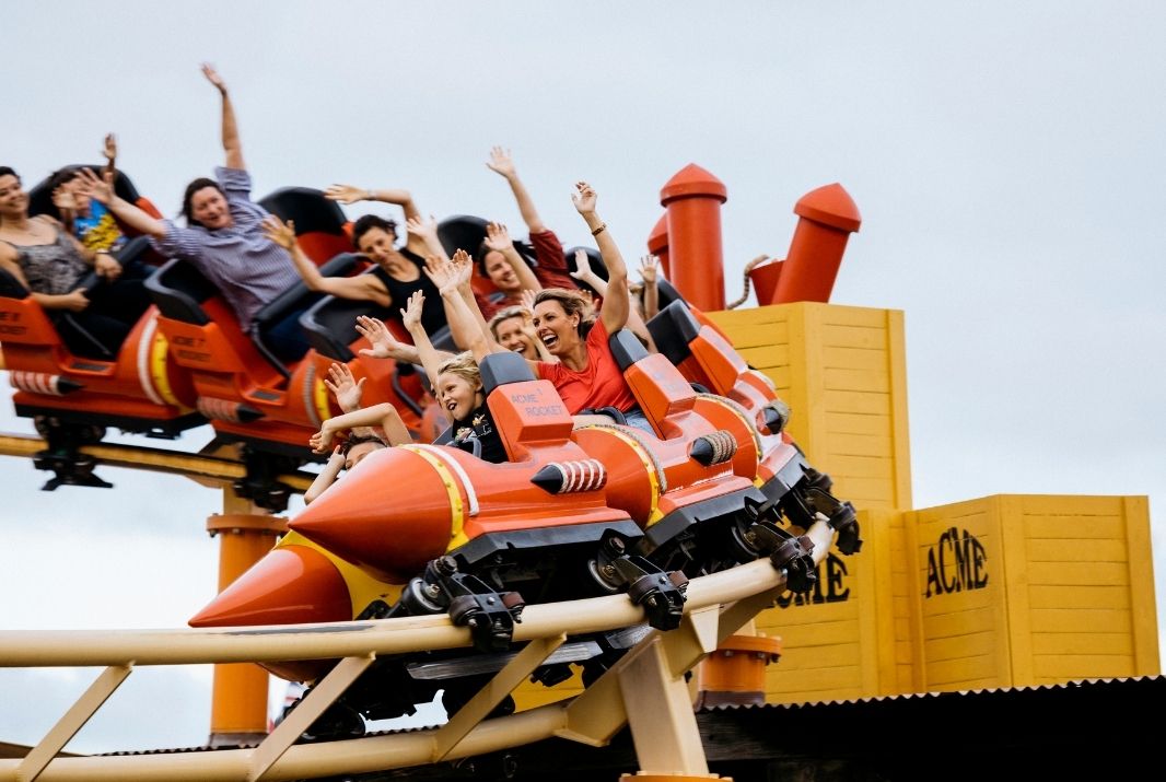 Road Runner Rollercoaster Warner Bros. Movie World