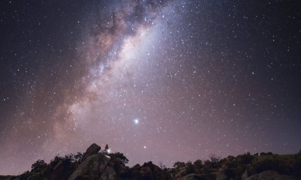 Person gazes into the Mid Murray Dark Sky Reserve