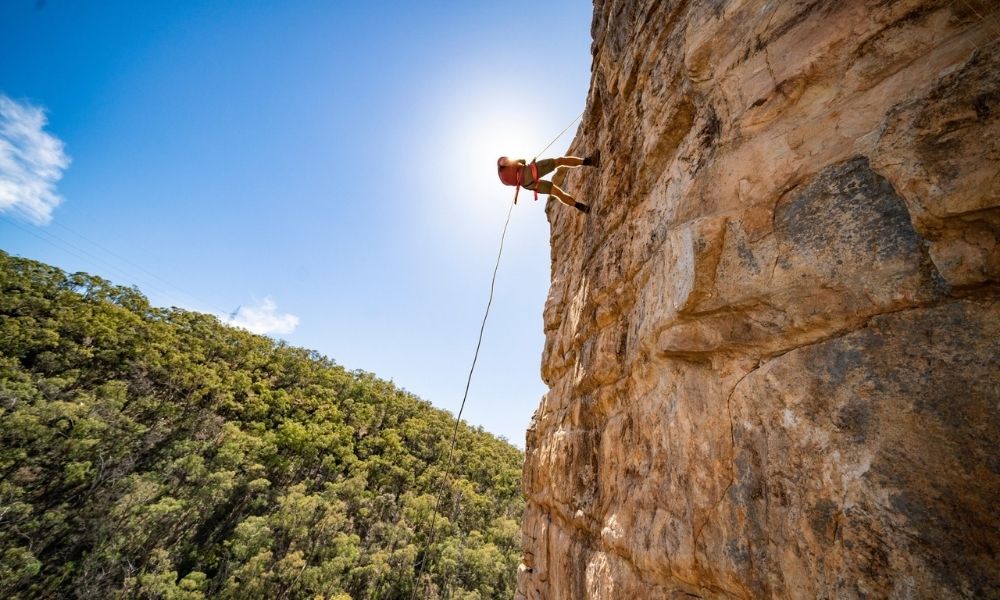 Man abseils down real cliff face at Morialta Conservation Park