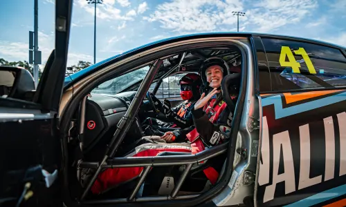 V8 Driving Experiences