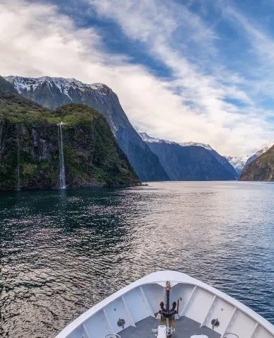 Queenstown to Milford Sound: 4 Best Ways to Travel