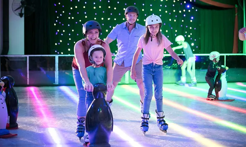 Morning Gold Coast Ice Skating | Experience Oz