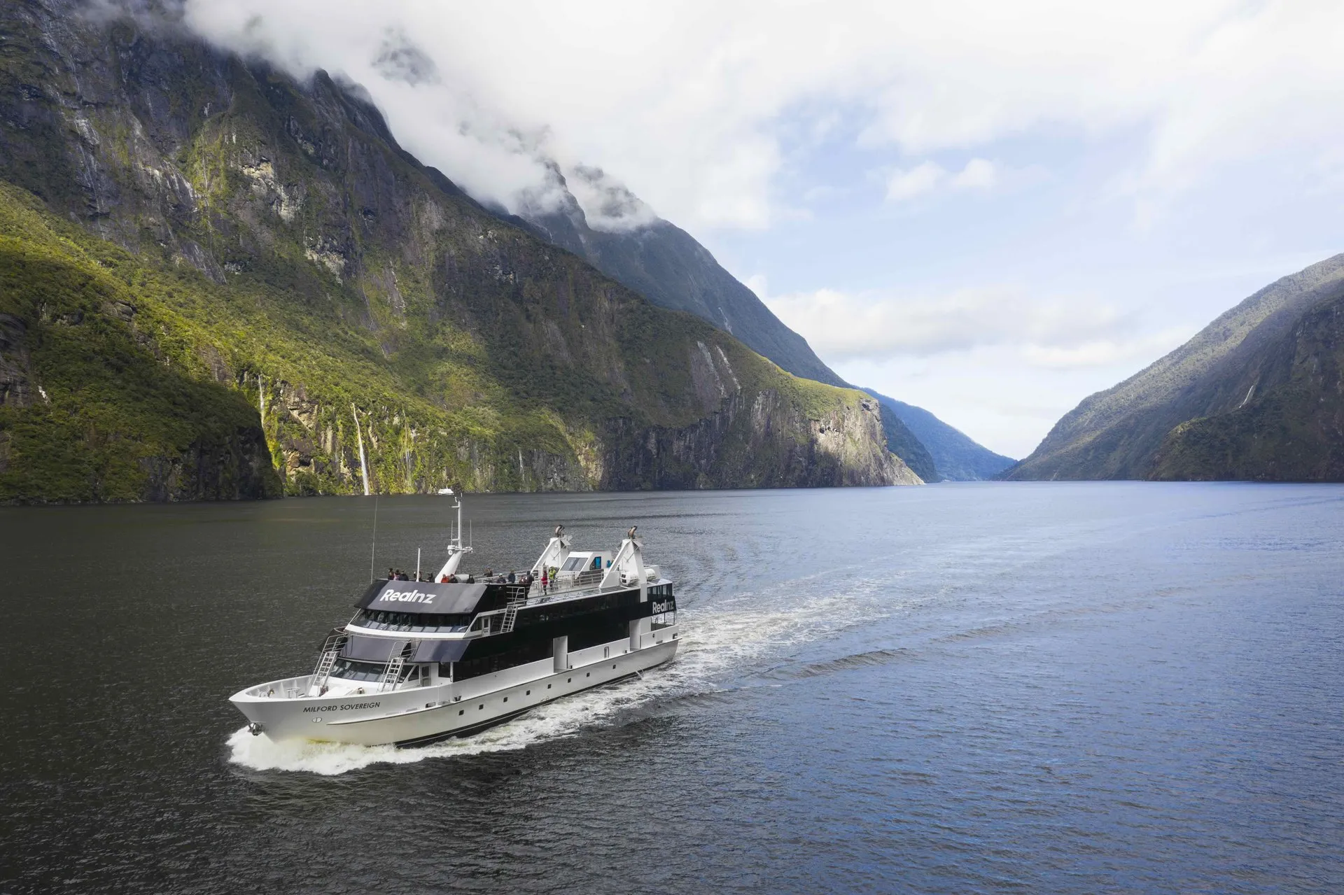 Milford Sound Cruise from Milford - Book Now | Experience Oz + NZ-9