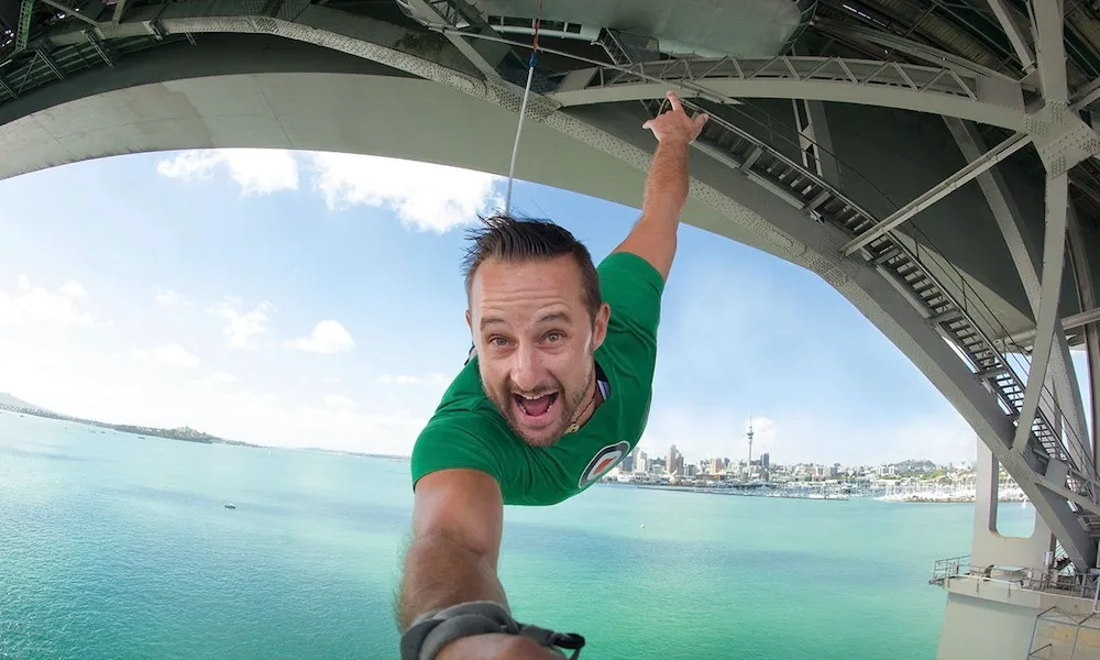Auckland Bridge Bungy Jump NZ | Experience Oz + NZ-2