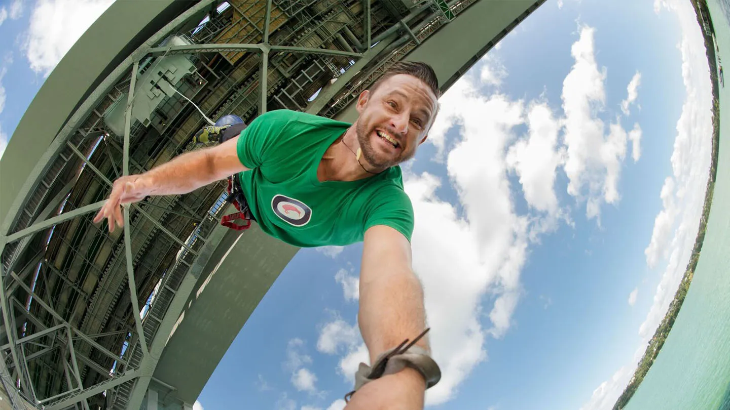 Auckland Bridge Bungy Jump NZ | Experience Oz + NZ-4