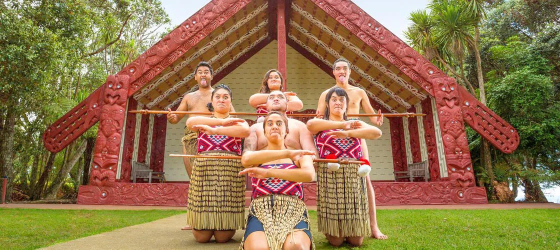 Waitangi Treaty Grounds Tour & Performance NZ | Experience Oz + NZ-5