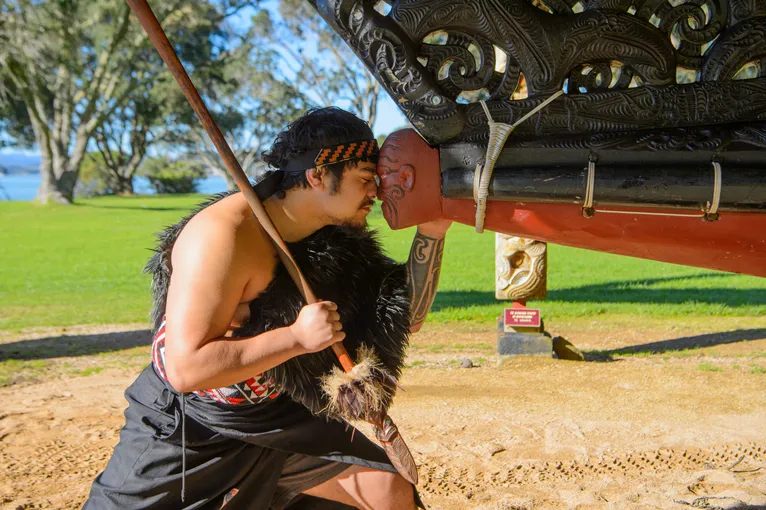 Waitangi Treaty Grounds Tour & Performance NZ | Experience Oz + NZ