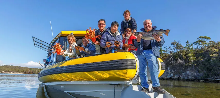 Gourmet Tasmanian Seafood Seduction Cruise from Hobart | Experience Oz