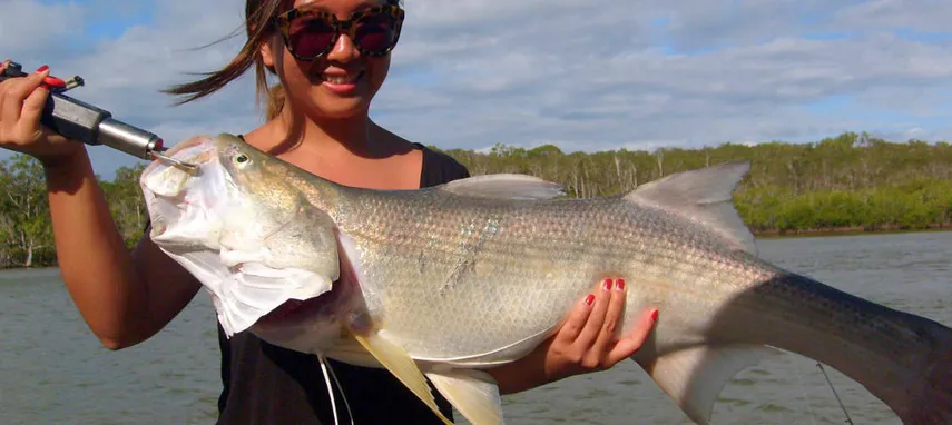 Noosa Fishing & Crab Tours Sunshine Coast | Experience Oz