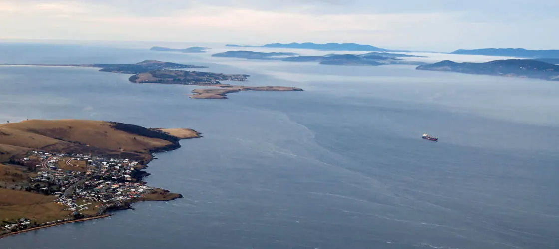 Hobart City 30 Minute Scenic Flight - Book Now | Experience Oz-5