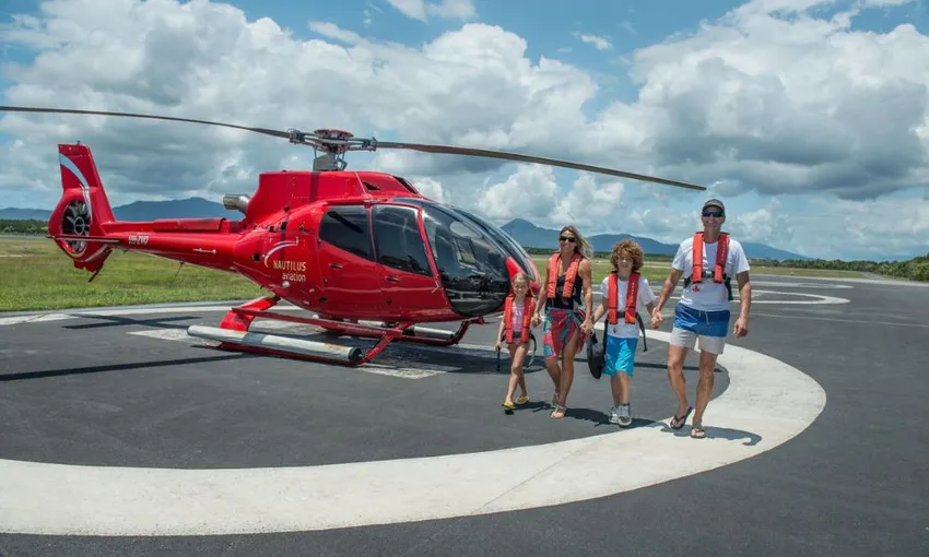 Cairns Great Barrier Reef Helicopter Flight - Book Now | Experience Oz
