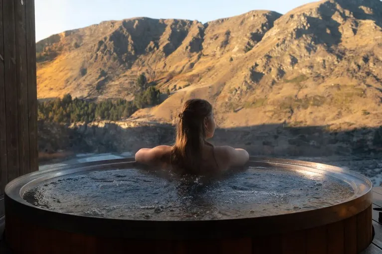 Onsen Hot Pools Queenstown - Book Now | Experience Oz