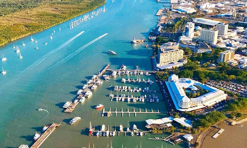 Great Barrier Reef 40 Minute Scenic Flight - Book Now | Experience Oz