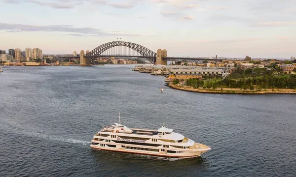 Sydney Harbour 3 Course Long Lunch Cruise 