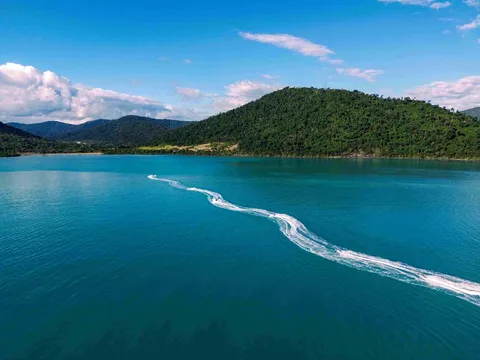 Whitsundays Guided Jet Ski Tour from Airlie Beach - 1 Hour
