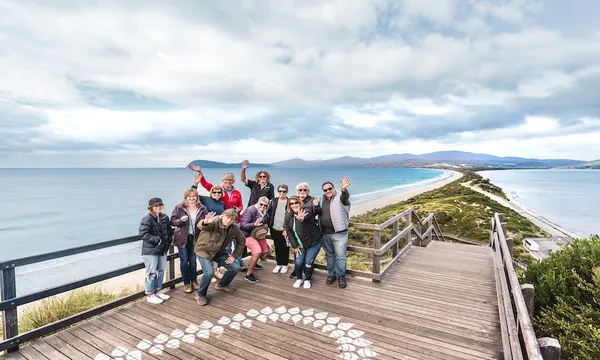Bruny Island Food and Lighthouse Tour - Full Day