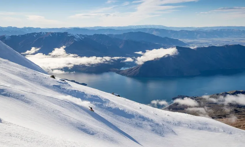 Queenstown Heli-Skiiing 10 Runs Experience New Zealand | Experience Oz
