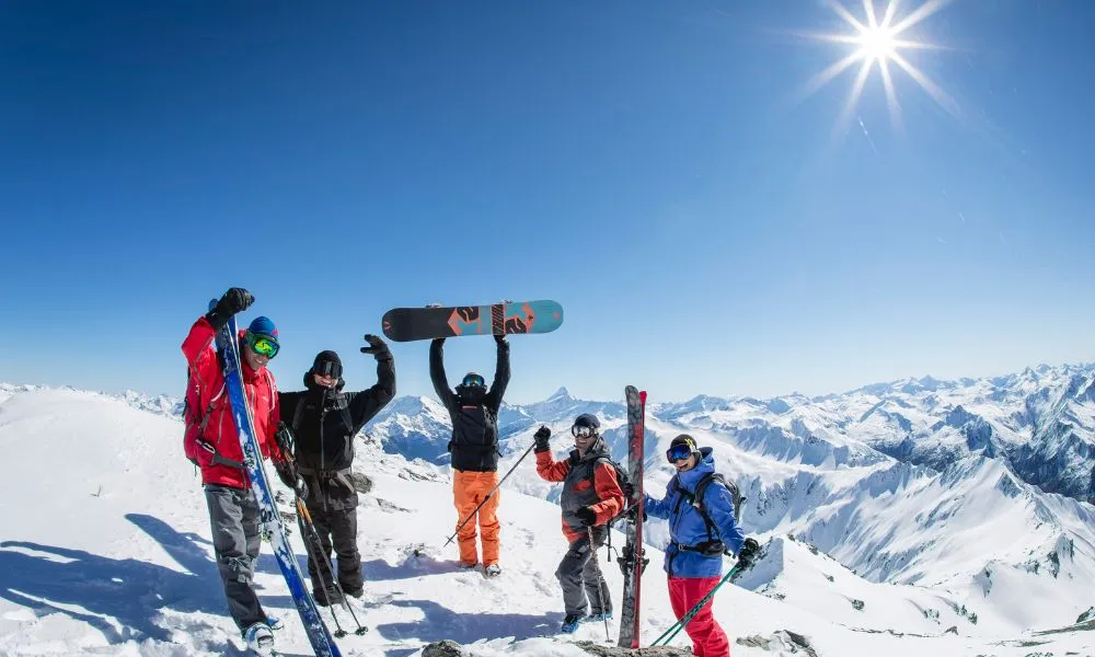 Queenstown Heli-Skiiing 4 Runs Experience New Zealand | Experience Oz-3