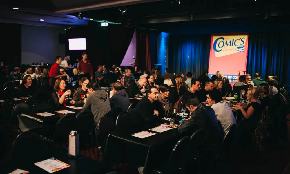 Comics Lounge Comedy Show | Experience Oz-1