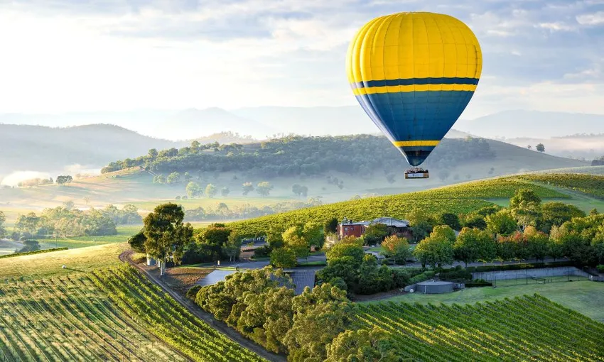 Hot Air Balloon Rides Yarra Valley - Book Now | Experience Oz