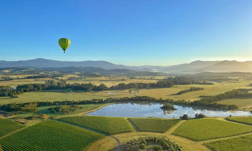 Hot Air Balloon Rides Yarra Valley - Book Now | Experience Oz