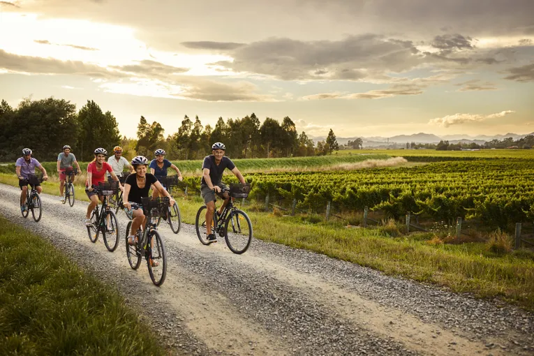 Half Day Guided & Half Day Unguided Bike Wine Tour | Experience Oz + NZ