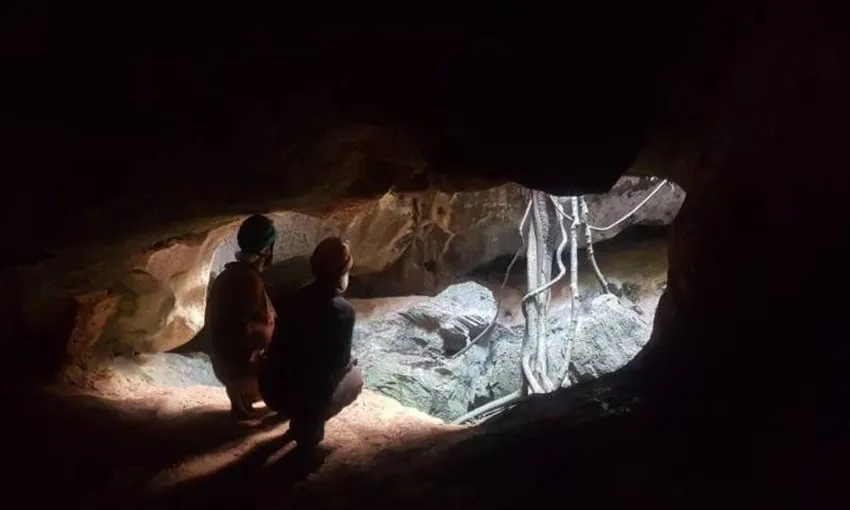 Capricorn Caves Adventurer Tour - 2 Hours - Book Now | Experience Oz