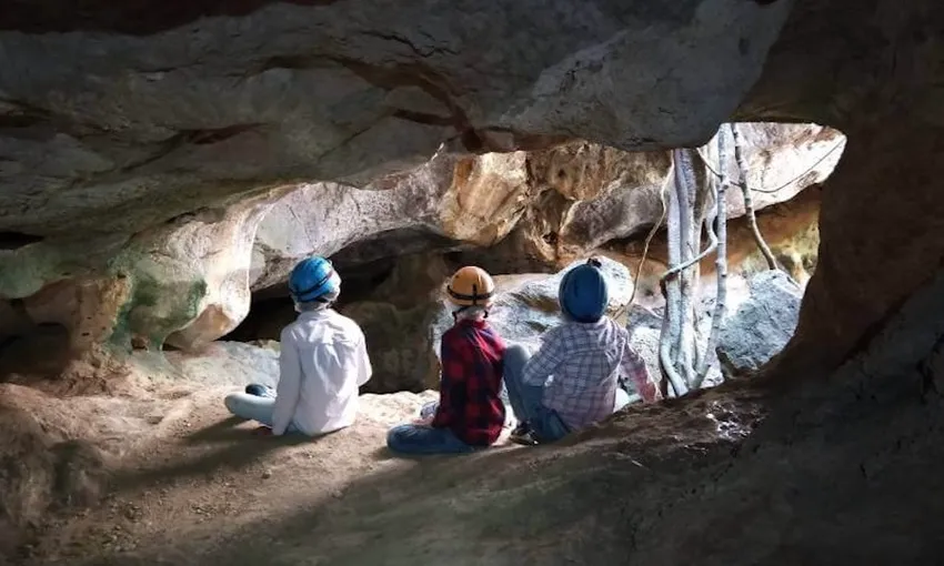 Capricorn Cave Explorer Tour - 90 Minutes | Experience Oz