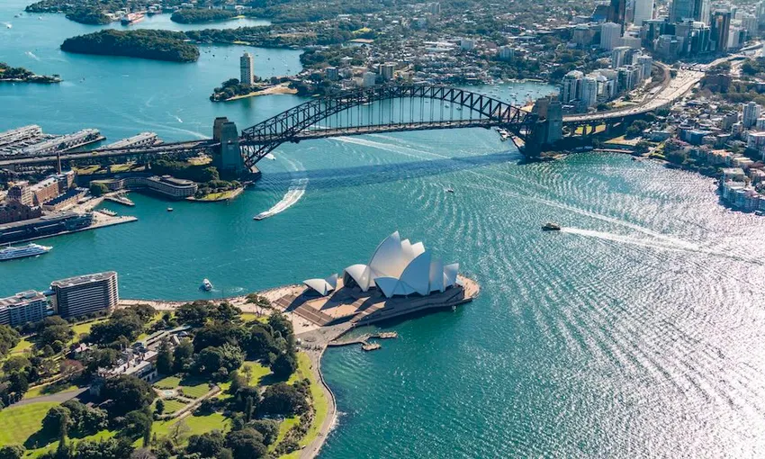Sydney Heli Flight 20 Minutes - Book Now | Experience Oz