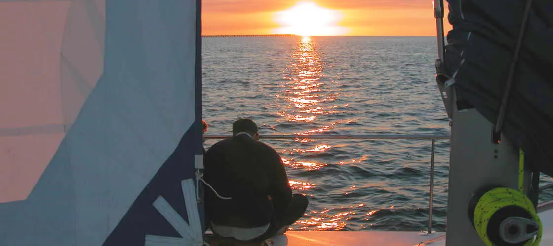 Hervey Bay Sunset Sailing Tour with Champagne | Experience Oz-6