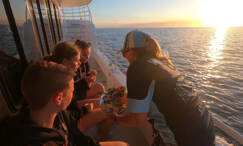 Hervey Bay Afternoon Whale Watch Cruise with Dinner | Experience Oz