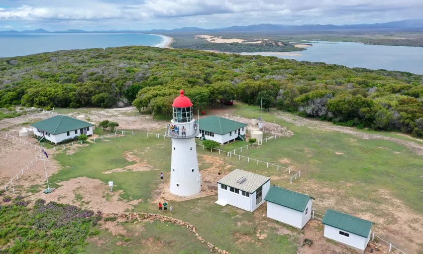 1770 Larc Full Day Tour | Experience Oz