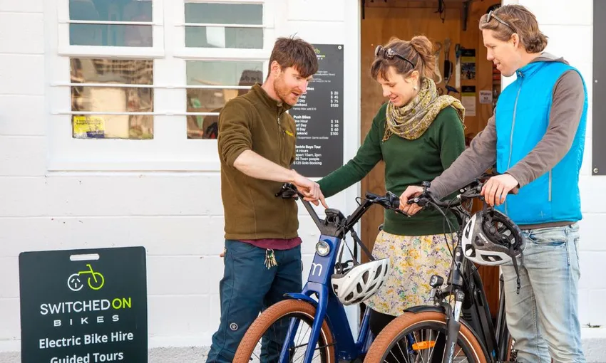 Electric Bays Tour - Guided Wellington Electric Bike Tour | Experience Oz