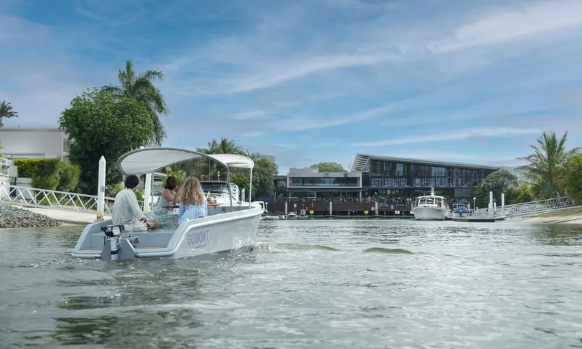 Gold Coast Electric Boat Hire - 3 Hours | Experience Oz