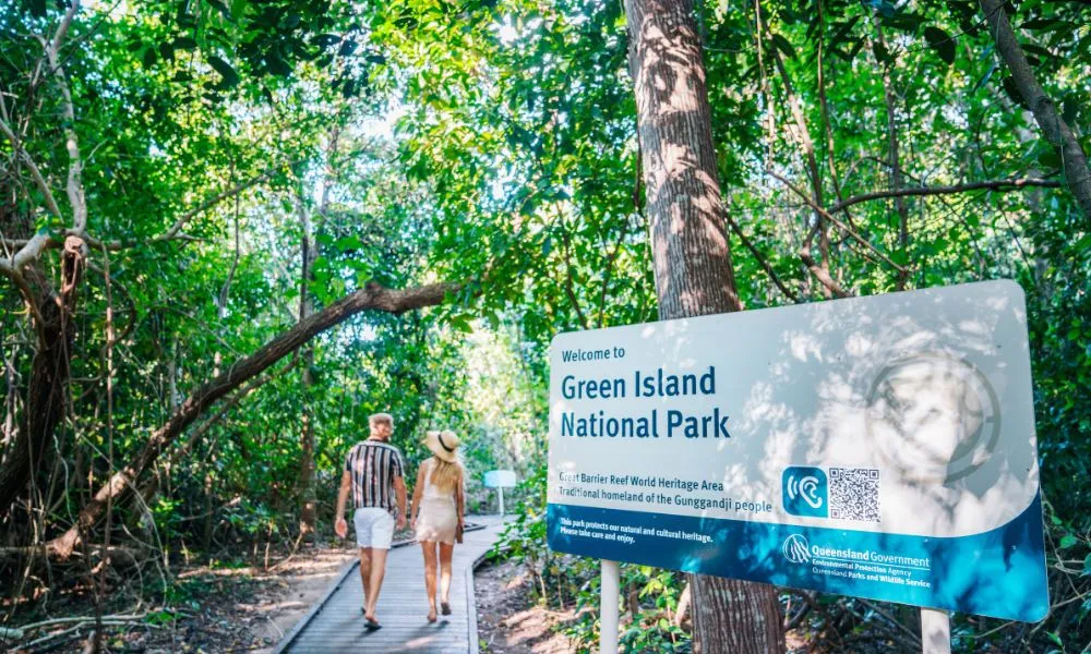 Cairns to Green Island Day Trip | Experience Oz-7