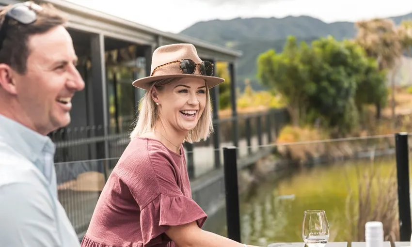 Small Group Marlborough Wine Tasting Tour | Experience Oz