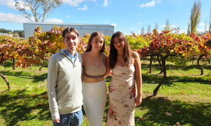 Canberra Winery Tour to Murrumbateman with Lunch | Experience Oz