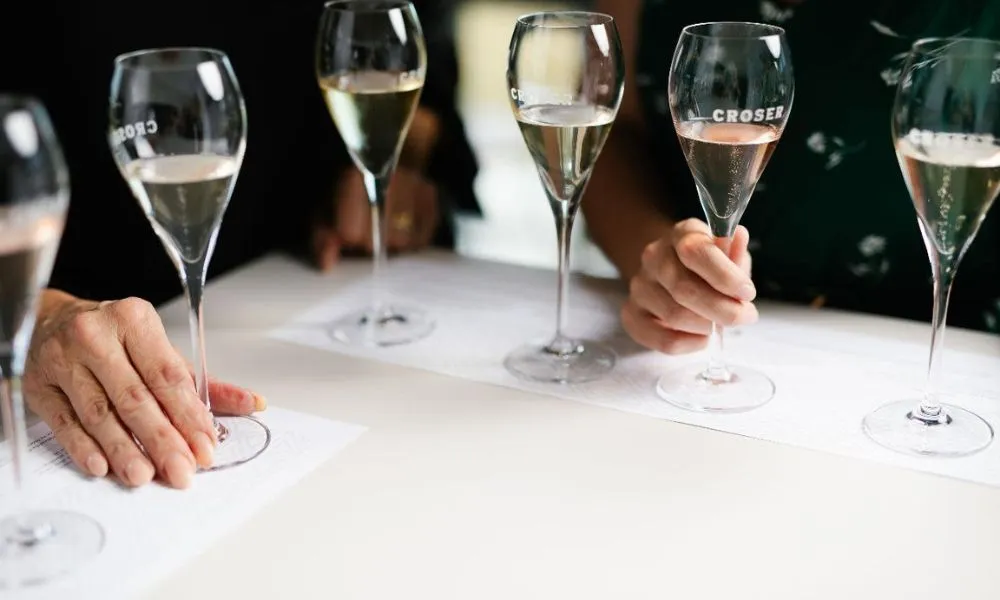 Croser Sparkling Wine Tasting and Seasonal Platter | Experience Oz-4