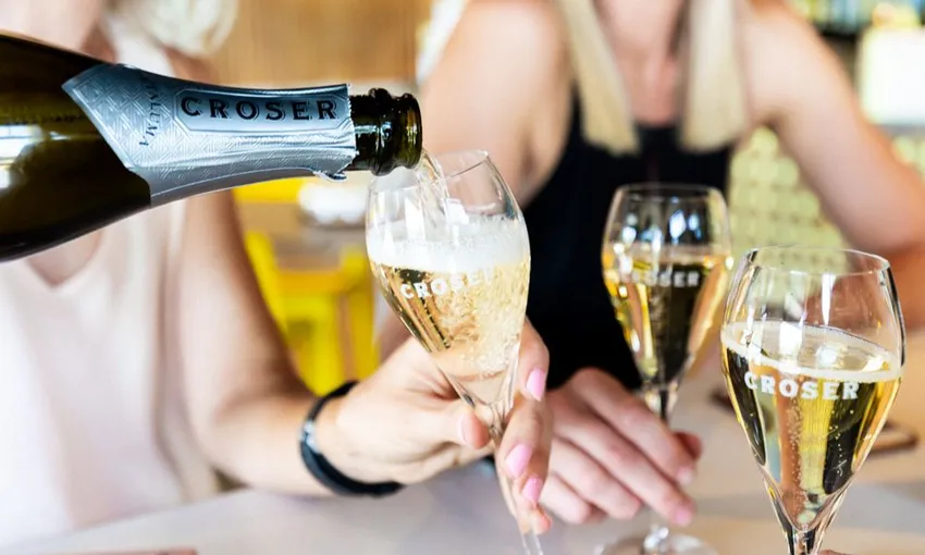 Croser Sparkling Wine Tasting and Seasonal Platter | Experience Oz