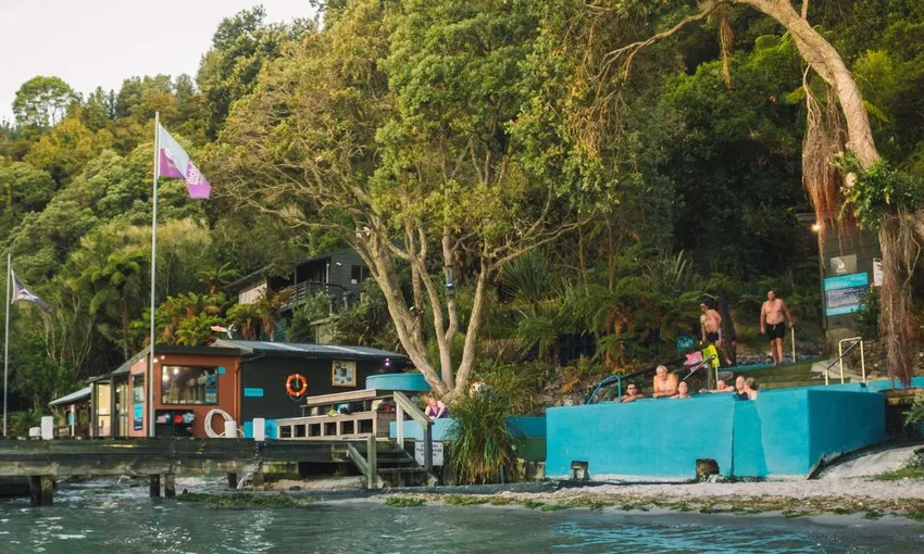 Rotorua Daytime Scenic Lake Rotoiti Kayak Tour | Experience Oz