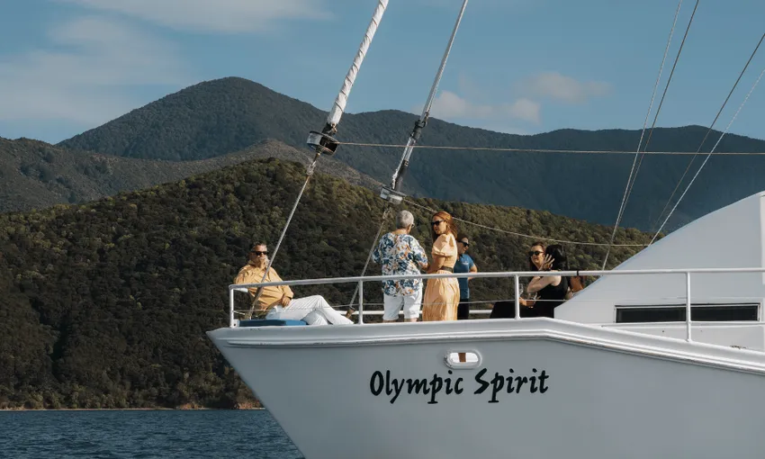 Marlborough Seafood Cruise - Book Now | Experience Oz