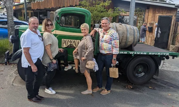 Noosa Hinterland Distillery and Winery Tour - Full Day