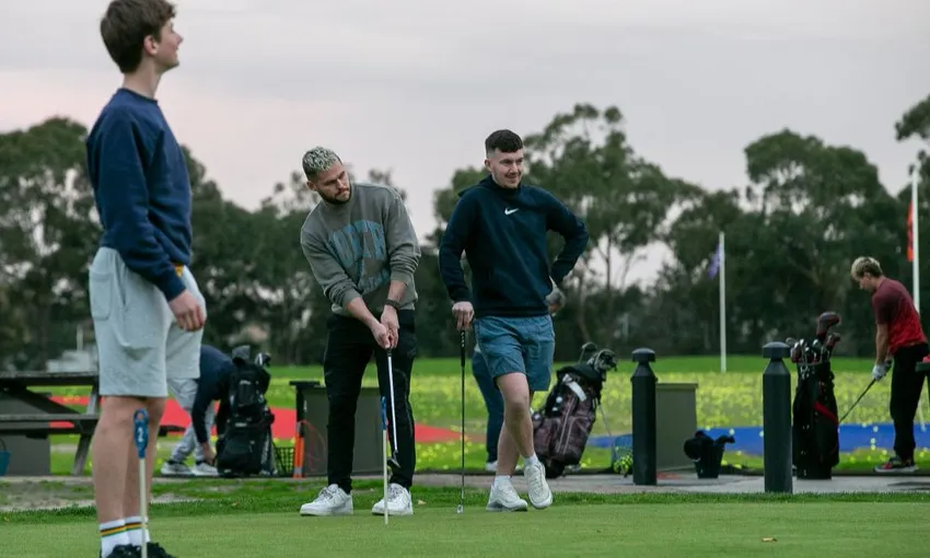 Albert Park Private Golf Lesson with a PGA Pro - Book Now | Experience Oz