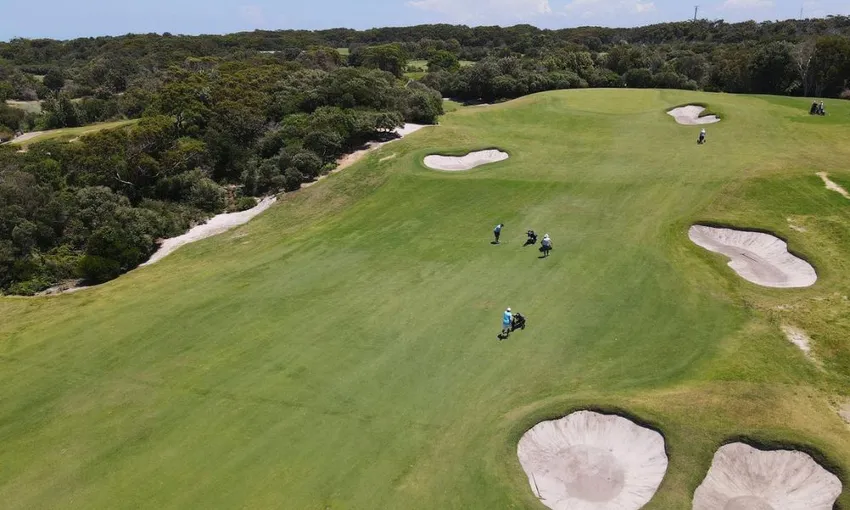Private Seaside Golf Lesson with PGA Professional - Book Now | Experience Oz
