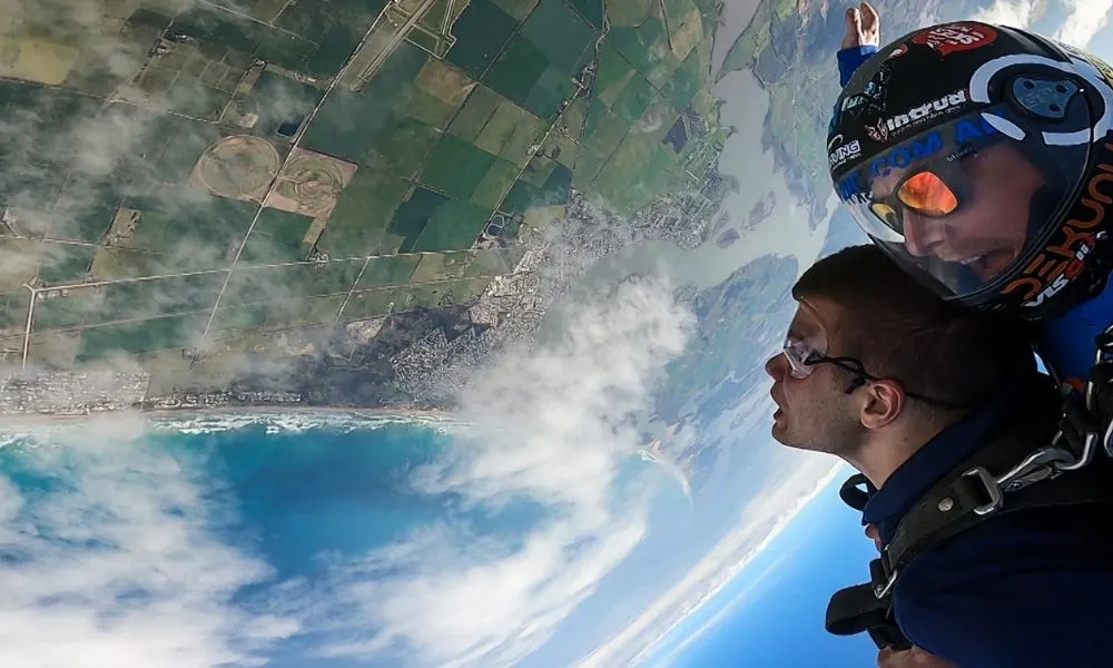 Adelaide Tandem Skydive over Goolwa - 15,000ft-3
