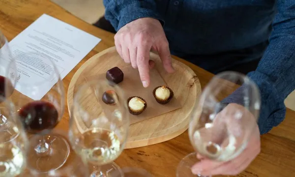 Passel Estate Wine & Chocolate Pairing 