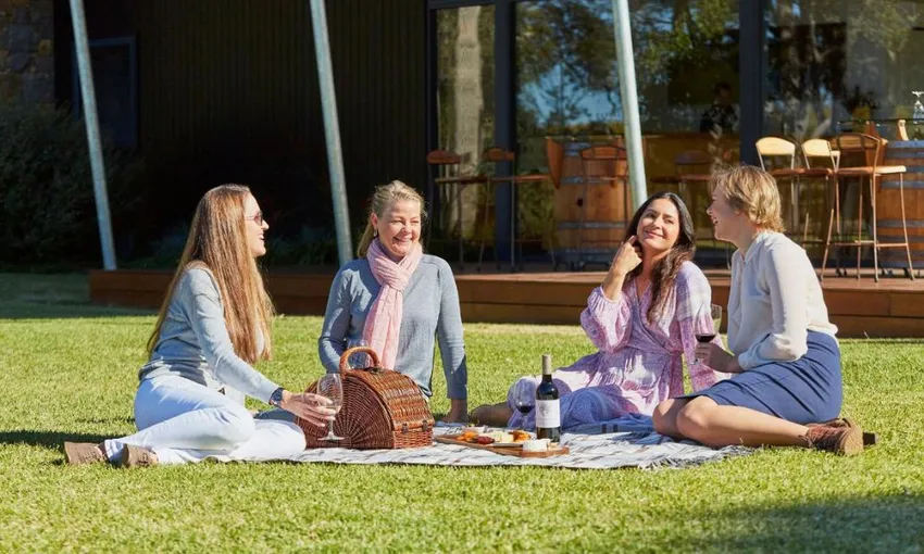  Wine Sunsets at Passel Estate - Book Now | Experience Oz