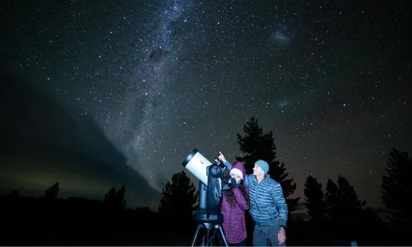 Lake Tekapo Shared Stargazing Tour - 90 Minutes