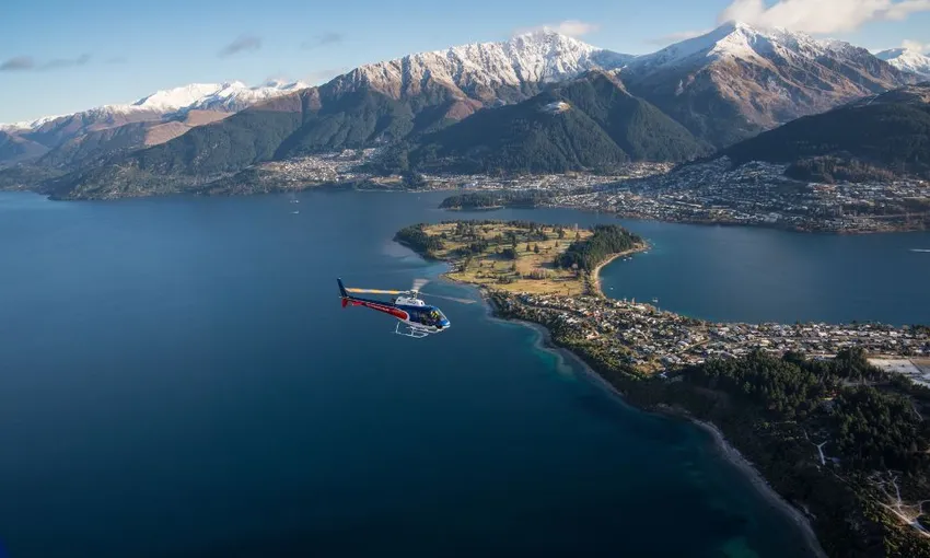 Queenstown Grand Circle Helicopter Flight - 30 Minutes | Experience Oz